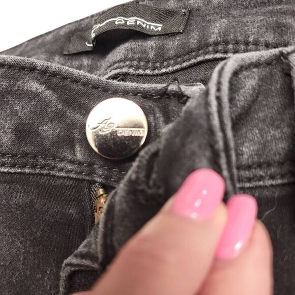 AG Denim Black Skinny Stretch Jeans - Picture 5 of 11